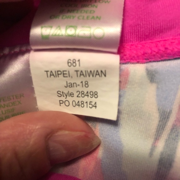 EUC Lily Pultizer Callie Luxletic Weekender Leggings UPF Free Spirit Print - Picture 9 of 10